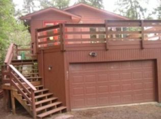 220 Coachman Dr, Eugene, OR 97405
