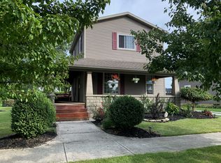 913 Wayne Ave, Defiance, OH 43512