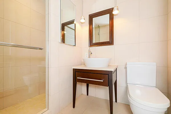 Rented by Nest Seekers International | media 18