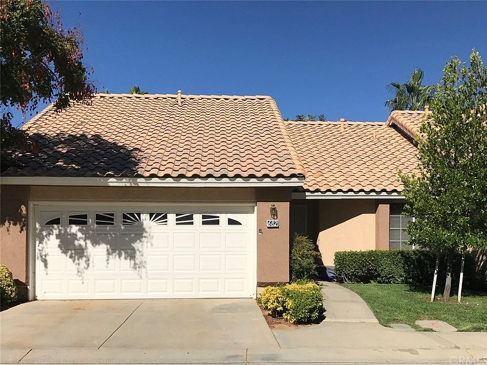 1st image of 682 La Quinta Dr