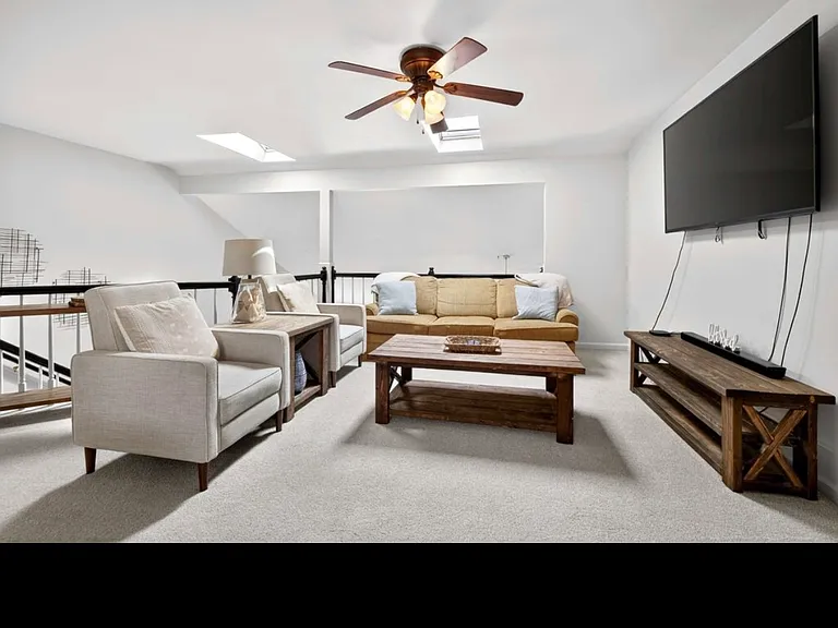 125 Villa View Ct — Photo 20