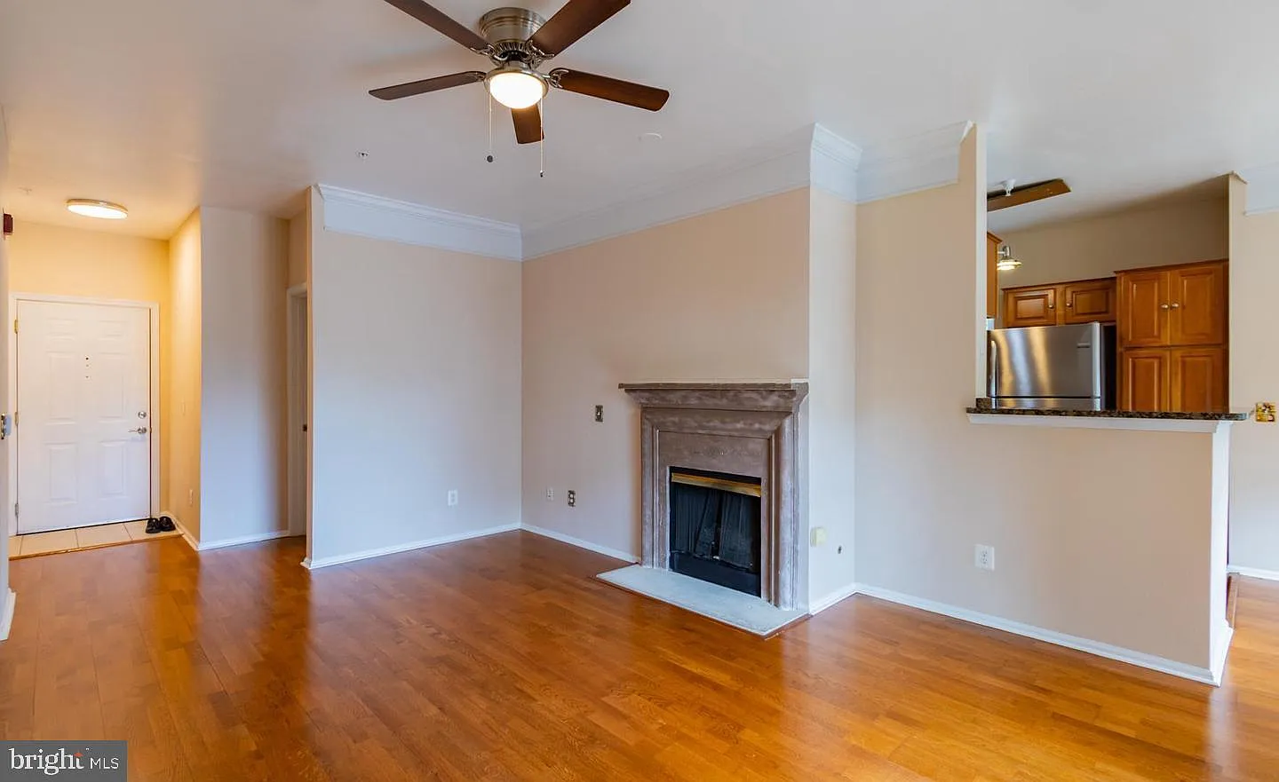 2 bed, 2.0 bath, 1149 sqft, $2,800 — Photo 3