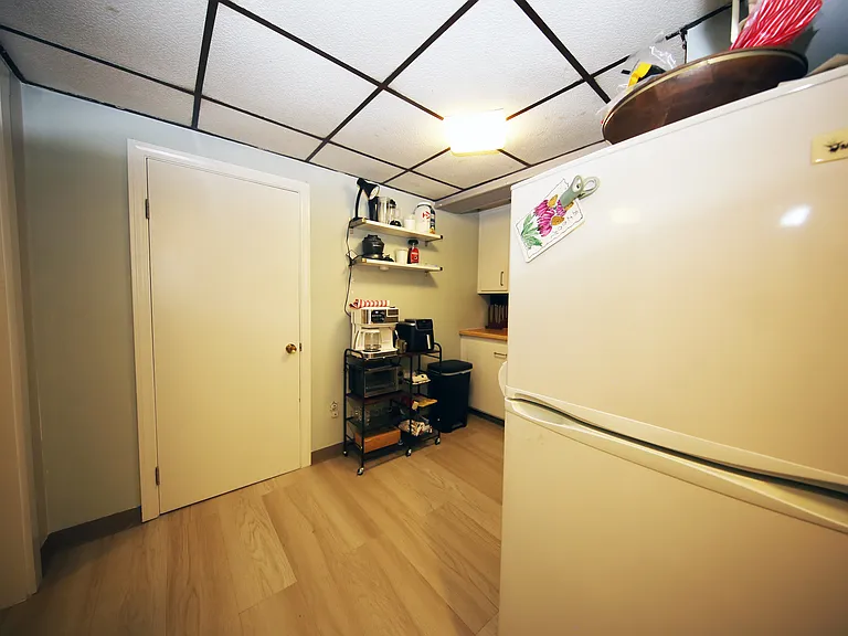 397 Boylston St #B — Photo 4