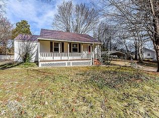 1009 S Park Cir, Knoxville, TN 37912