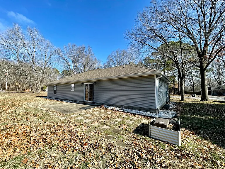 918 Whitecotton Dr — Photo 23