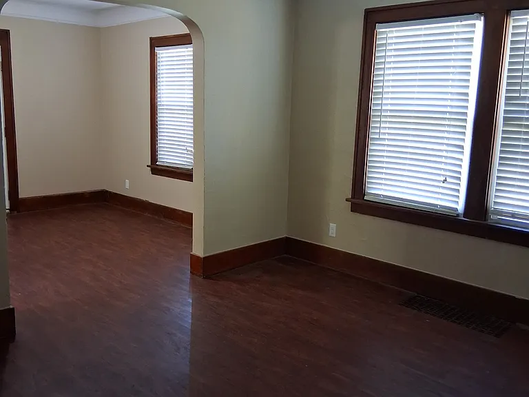 21006 Poinciana St — Photo 5