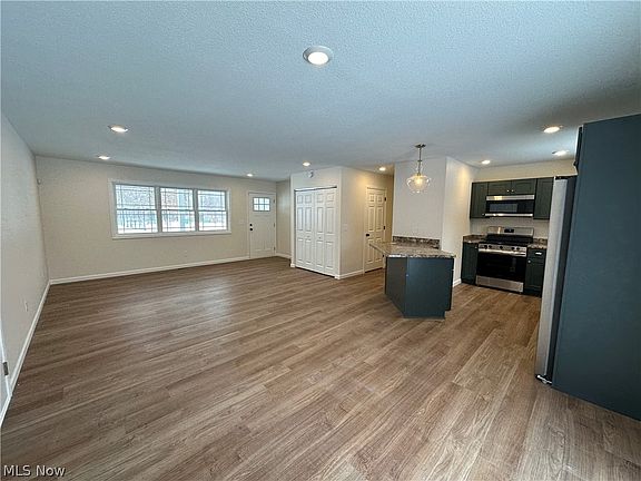 5th image of 24 Maranatha Dr