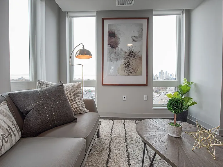 Luna Apartments — Photo 26