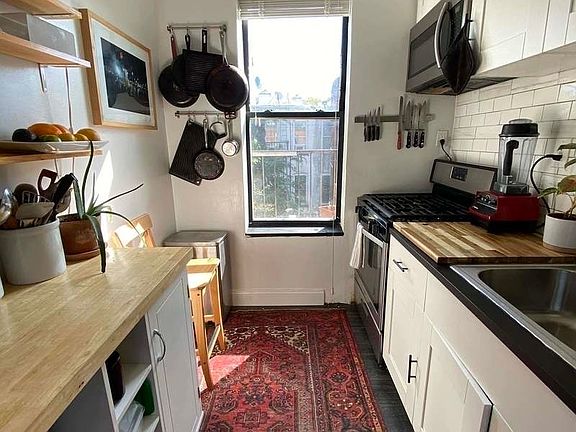 5th image of 656 Mac Donough St #3