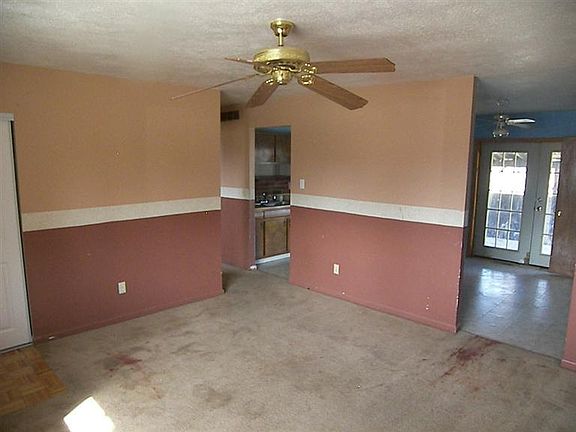 3rd image of 12096 Wincanton Dr