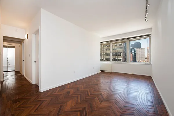 Rented by Owner | media 1