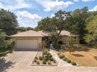819 Meadow Oaks Dr, Dripping Springs, TX 78620