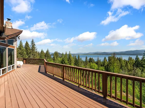 99 Moosewood Ln, Sagle, ID 83860