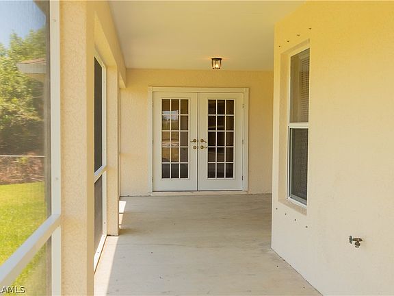 5th image of 840 NE 38th Terrace Cpe