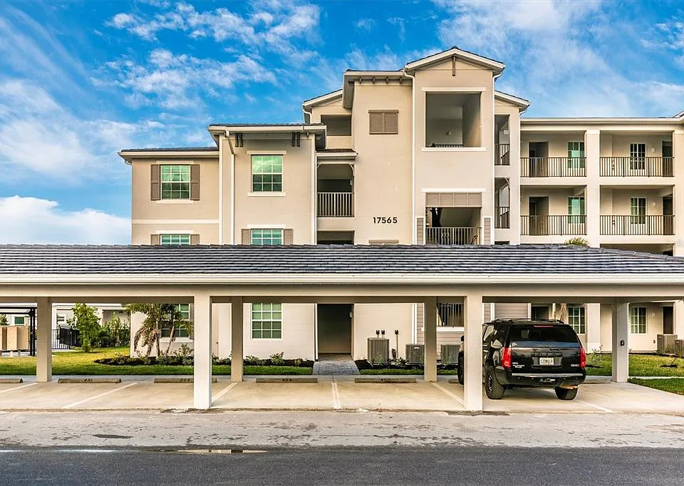17565 Opal Sand Dr #305