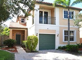 8341 NW 143rd Ter, Miami Lakes, FL 33016