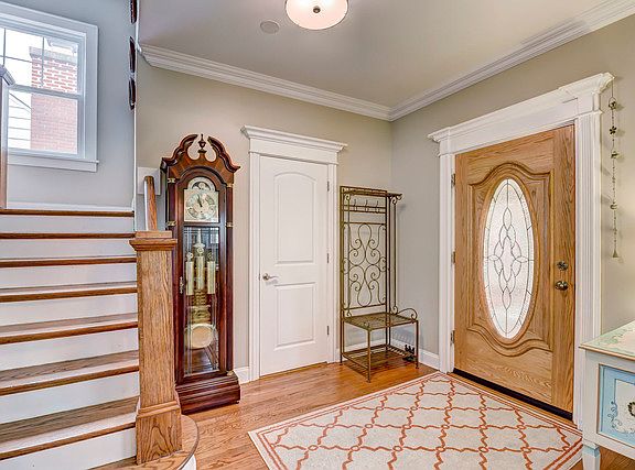 3rd image of 308 S Catherine Ave