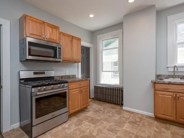 445 Morris St, Albany, NY 12208