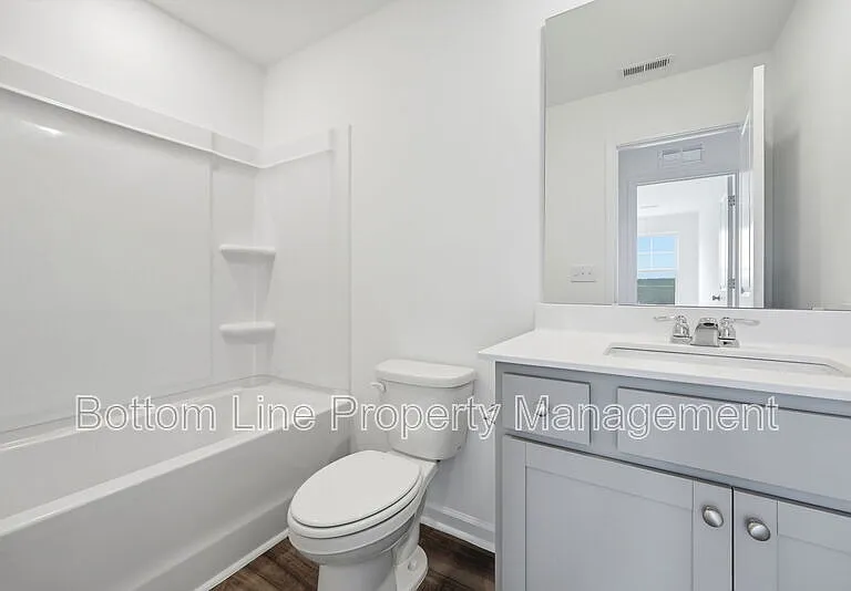 27 Broward Ln — Photo 17