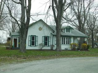 404 2nd St, Kell, IL 62853