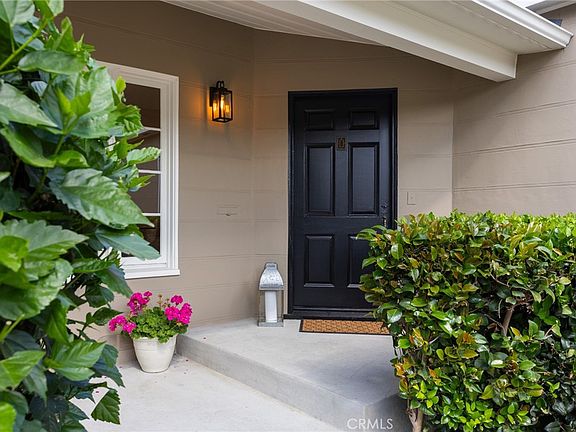 5th image of 2324 N Riverside Dr