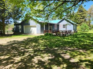 623 S Oceana Dr, Shelby, MI 49455