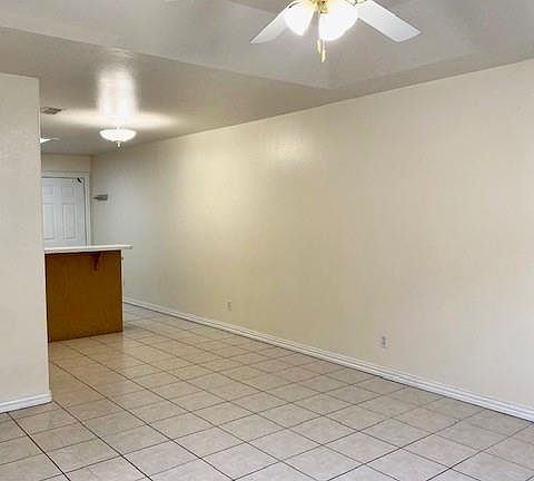 5th image of 1223 W Carmen Ave APT 3