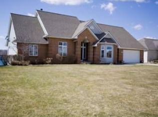 9061 24th Ave, Jenison, MI 49428