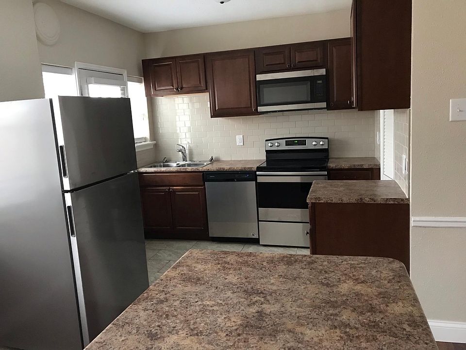 1st image of 7110 Vernon Ave