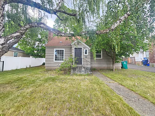 2704 W Garland Ave Photo 1