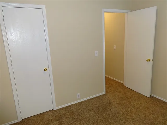 9109 Chisholm Trl — Photo 14