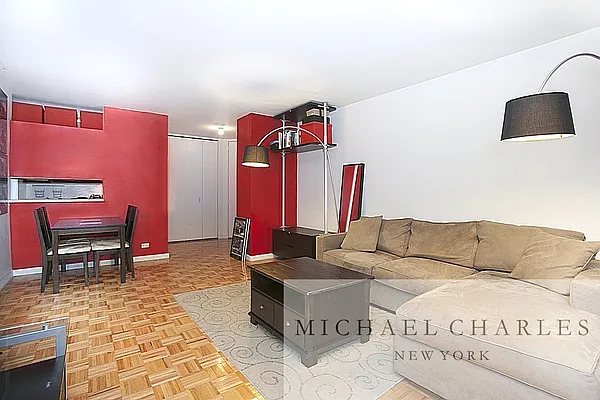 Rented by Michael Charles New York | media 26