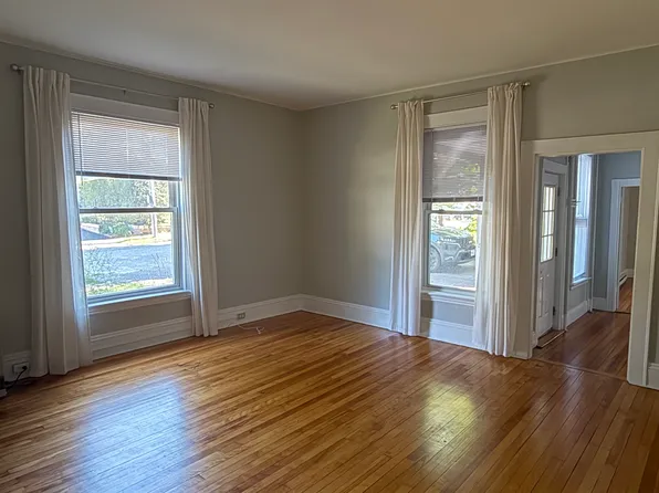 22 Clifton St #1, Portland, ME 04101