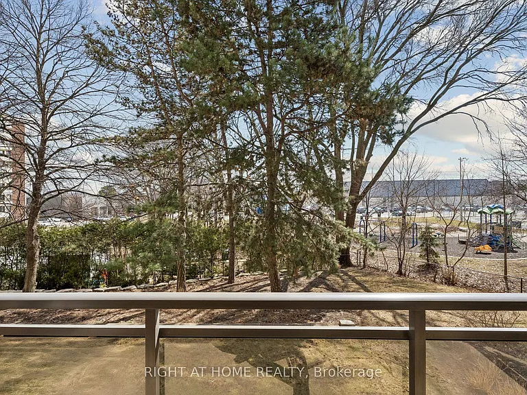 212 Kerr St #207 — Photo 15