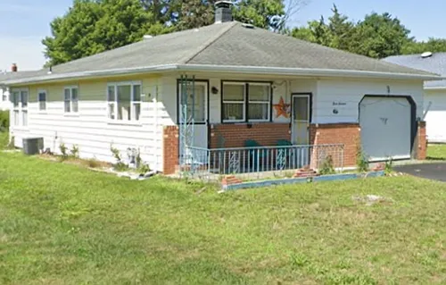313 Barbados Dr N Photo 1