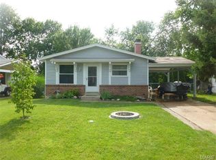 1441 Ramona Ln, Saint Charles, MO