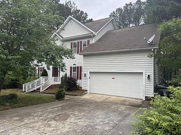 3rd image of 4809 Arbor Chase Dr