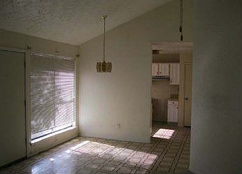 5th image of 1815 Grand Park Dr