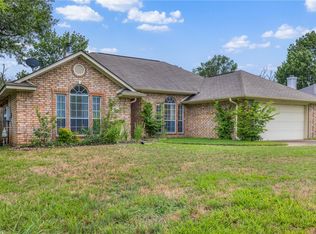 1704 Starling Dr, College Station, TX 77845