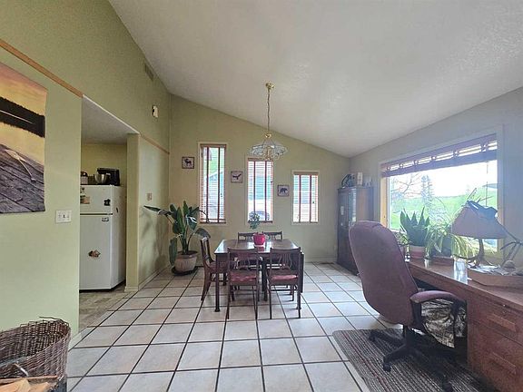 5th image of 5106 S Center Ave