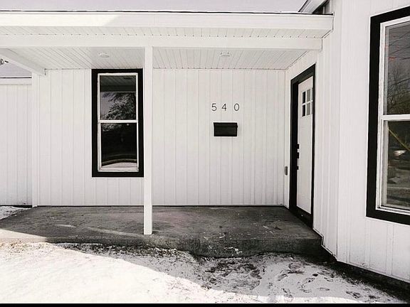 2nd image of 540 N Blvd