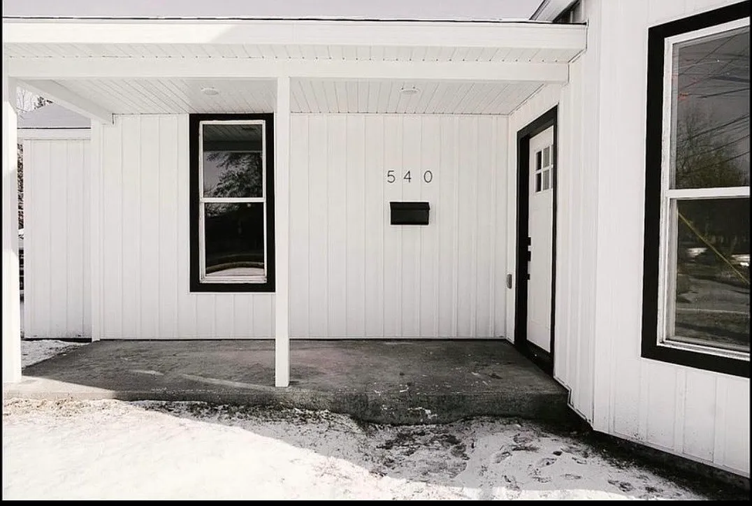 Building Photo - 540 N Blvd
