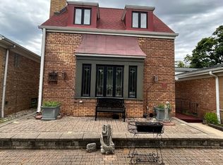 5405 N Neva Ave, Chicago, IL 60656