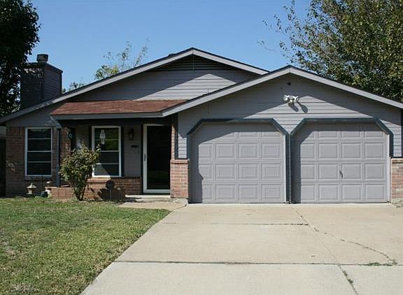 2nd image of 5218 Carpenter Dr