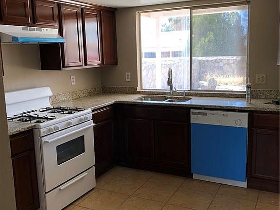 3rd image of 1739 Jerry Abbott St #0