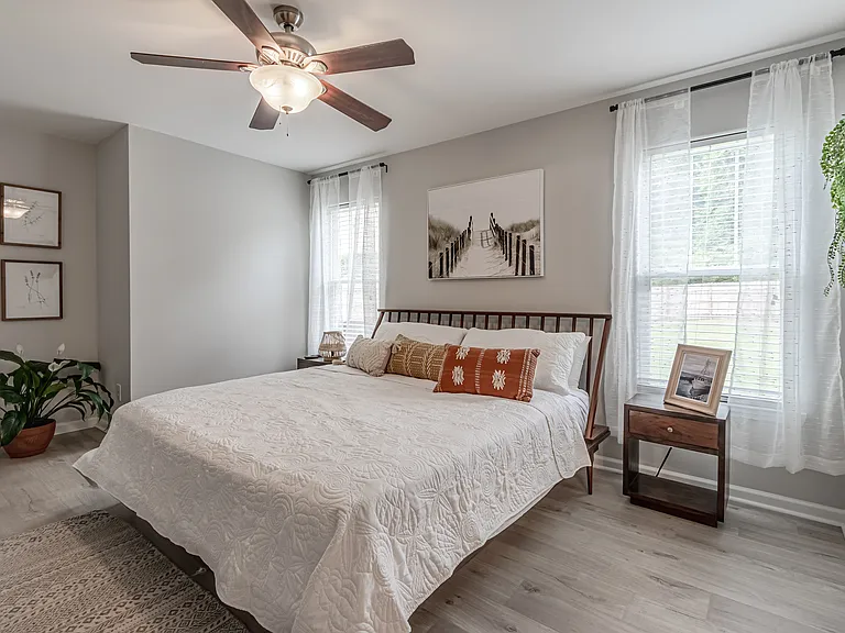 Vista Cay Dr — Photo 12