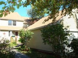 206 Winding Pond Rd, Londonderry, NH 03053