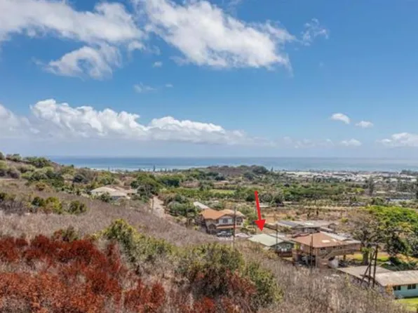 389 Neki Pl, Wailuku, HI 96793