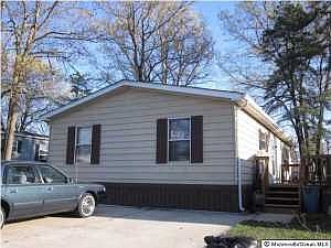 2nd image of 82 Mobile Ln