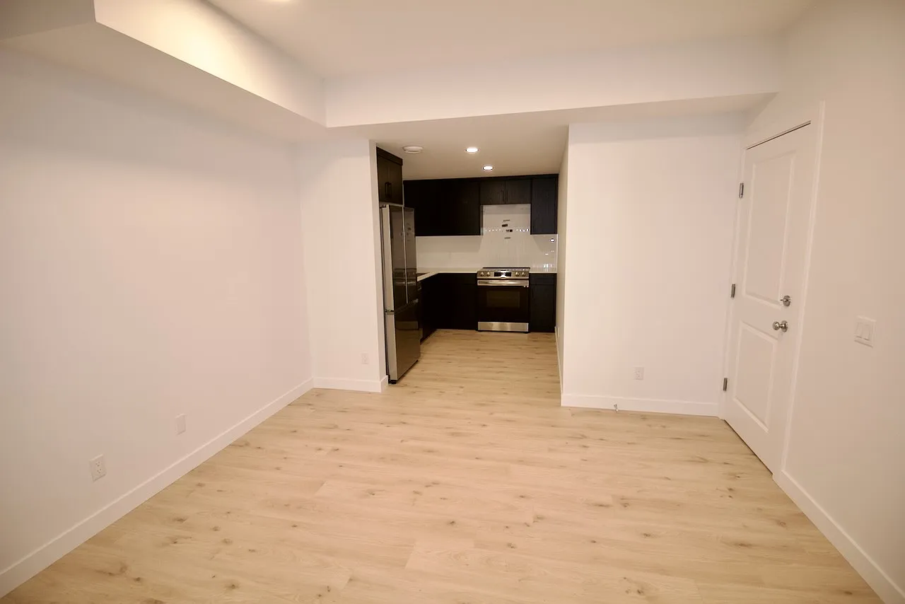 1 Bed 1 Bath Suite For Rent Chappelle SW Edmonton — Photo 4